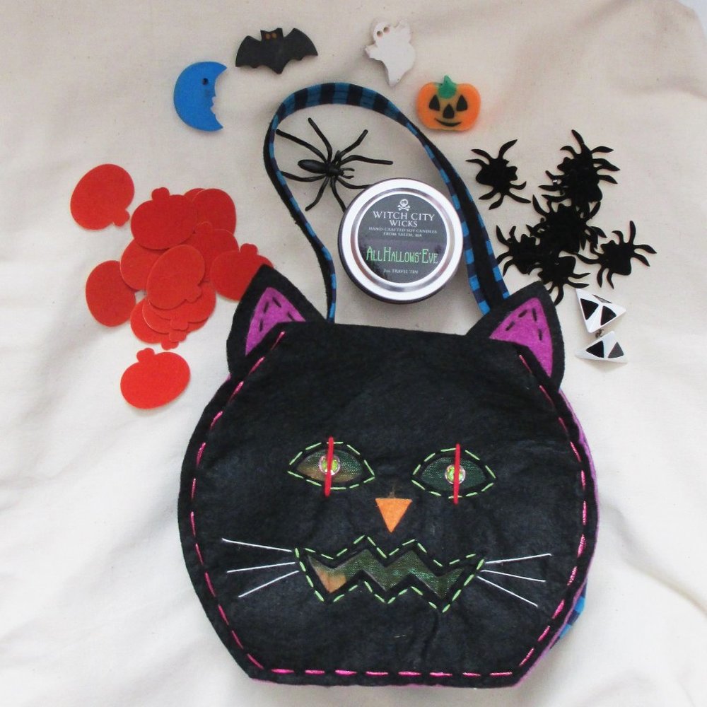 Vintage Halloween Treats Mini Black Cat Felt Tote Bundle